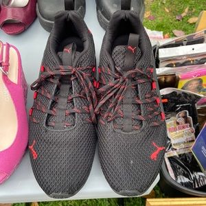 Puma Athletic Black & Red Sneakers